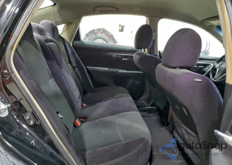 2013 Nissan Altima 2.5 z USA, uszkodzony, nr VIN 1N4AL3AP7DC161626